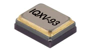 Tecnologia típica de montagem em superfície ou SMD VCXO: IQD IQXV-93 que mede apenas 2,5 x 2 mm