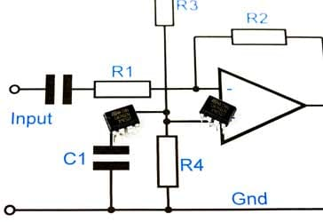 Circuito amplificador inversor de amplificador operacional com chips de amplificador operacional